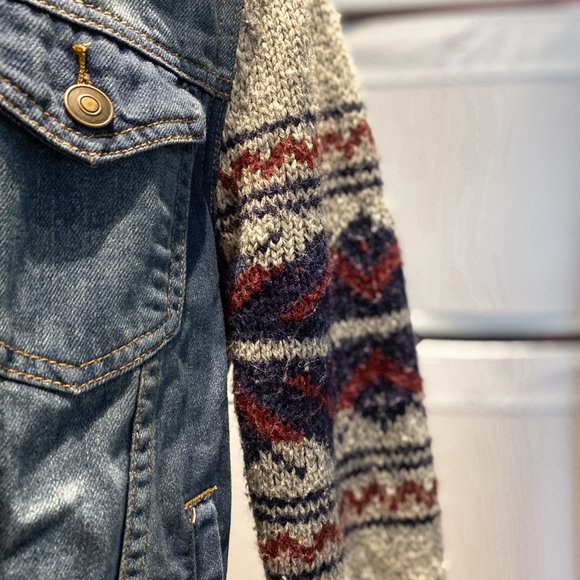 Forever 21 Denim Jean Jacket with Knit Sweater Arms - Picture 5 of 9